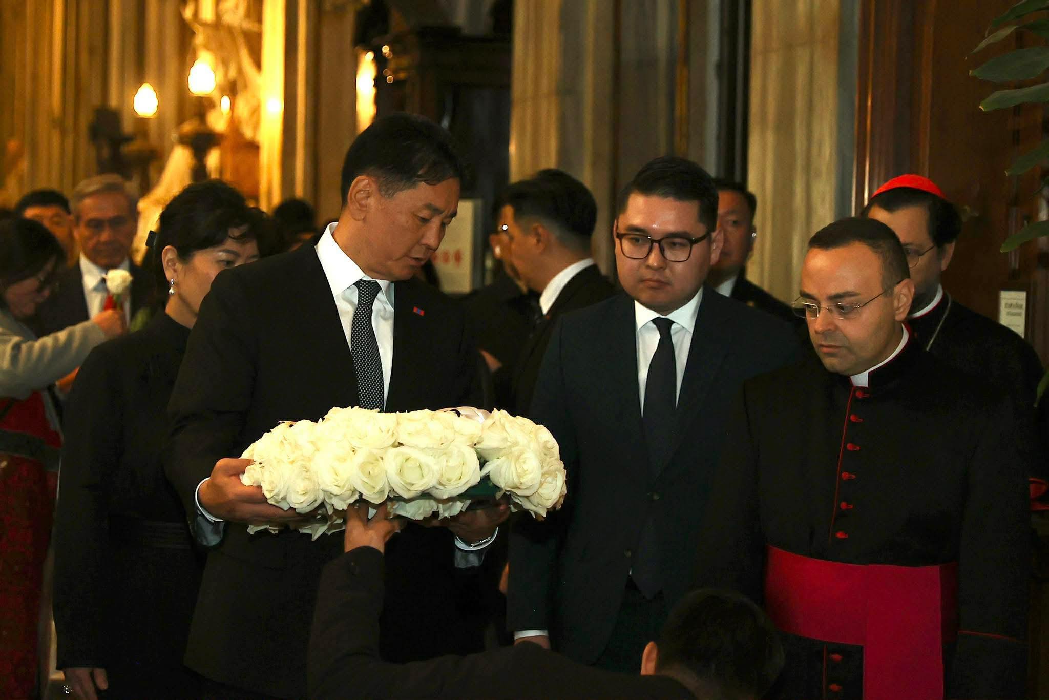 received_25250438174623798