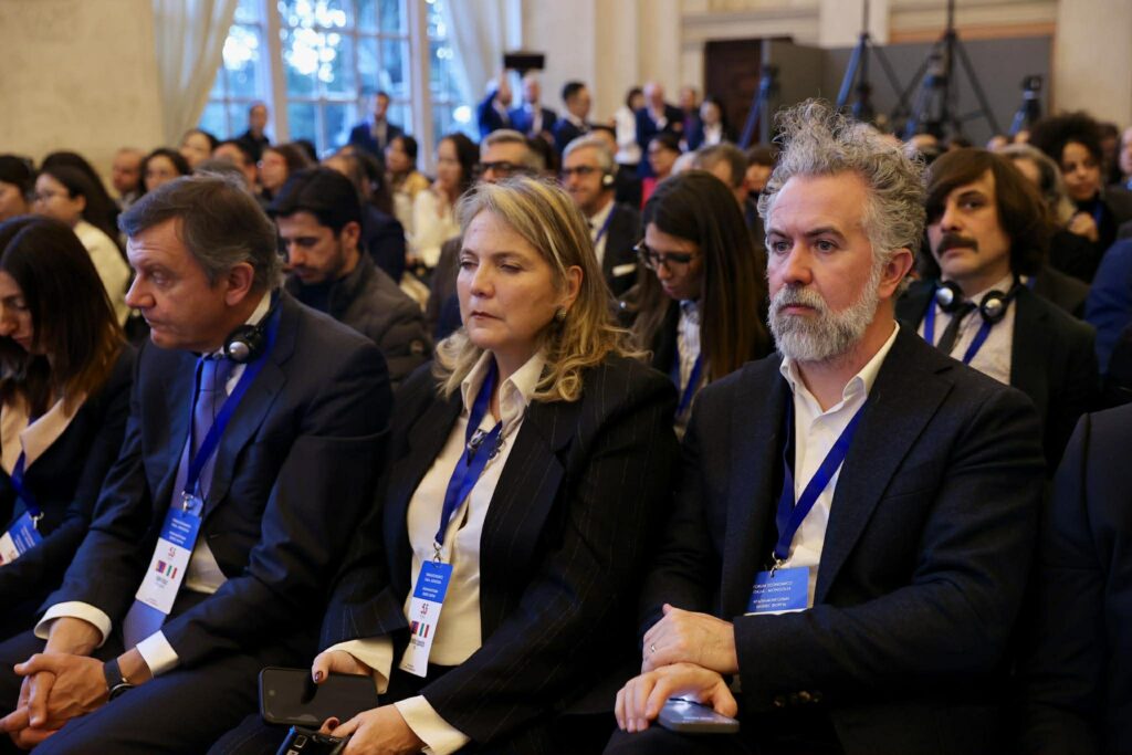 received 829610596652222 1024x683