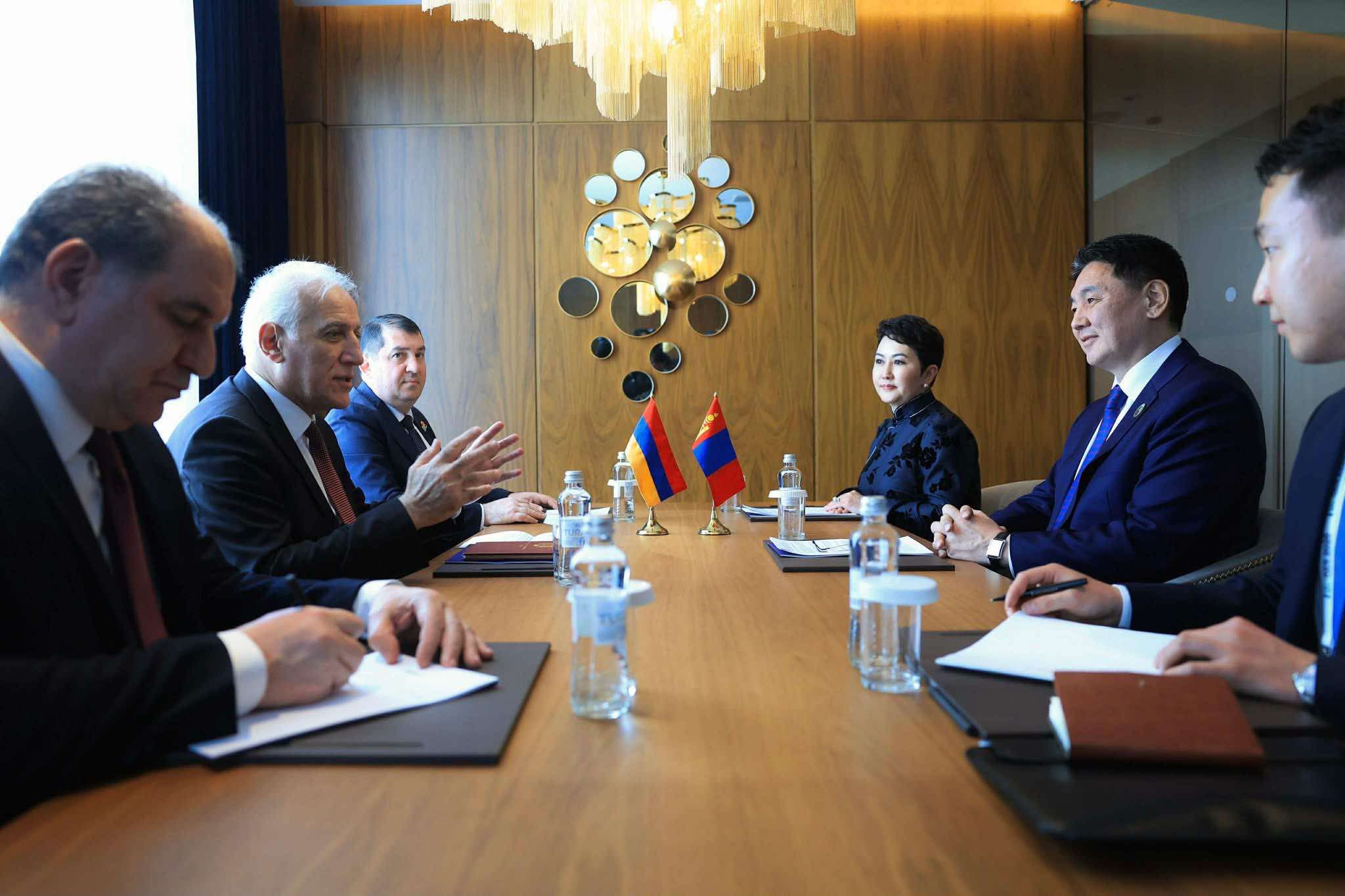 received_1116641668194139